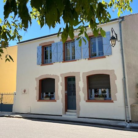 Le Gite Du Port Canal Moissac Exteriör bild
