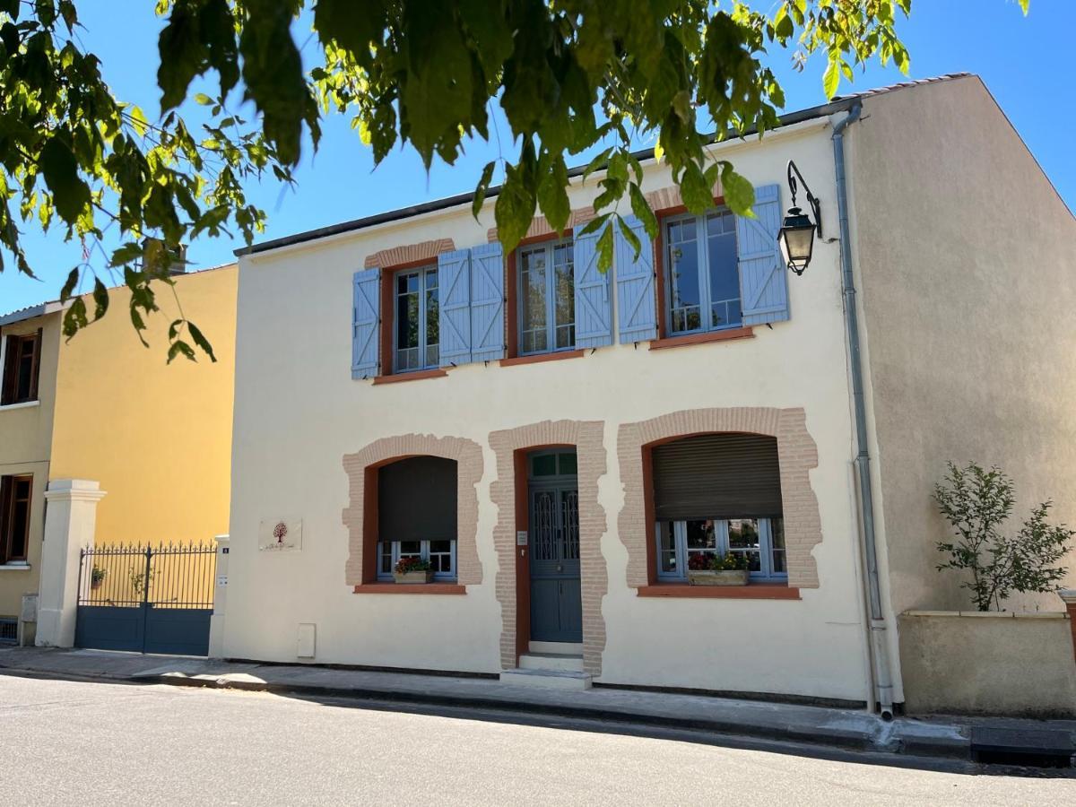 Le Gite Du Port Canal Moissac Exteriör bild